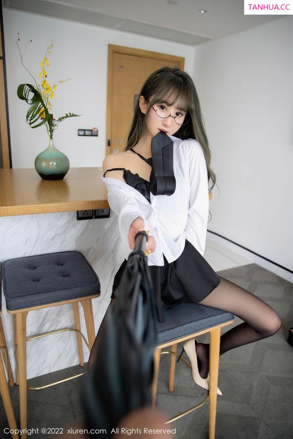 小果冻儿jelly  [XiuRen]高清写真图 2022.03.29 No.4789 小果冻儿第23张图片